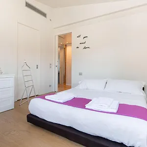 Stunning Floor Flat In The Heart Of , Verona Italy